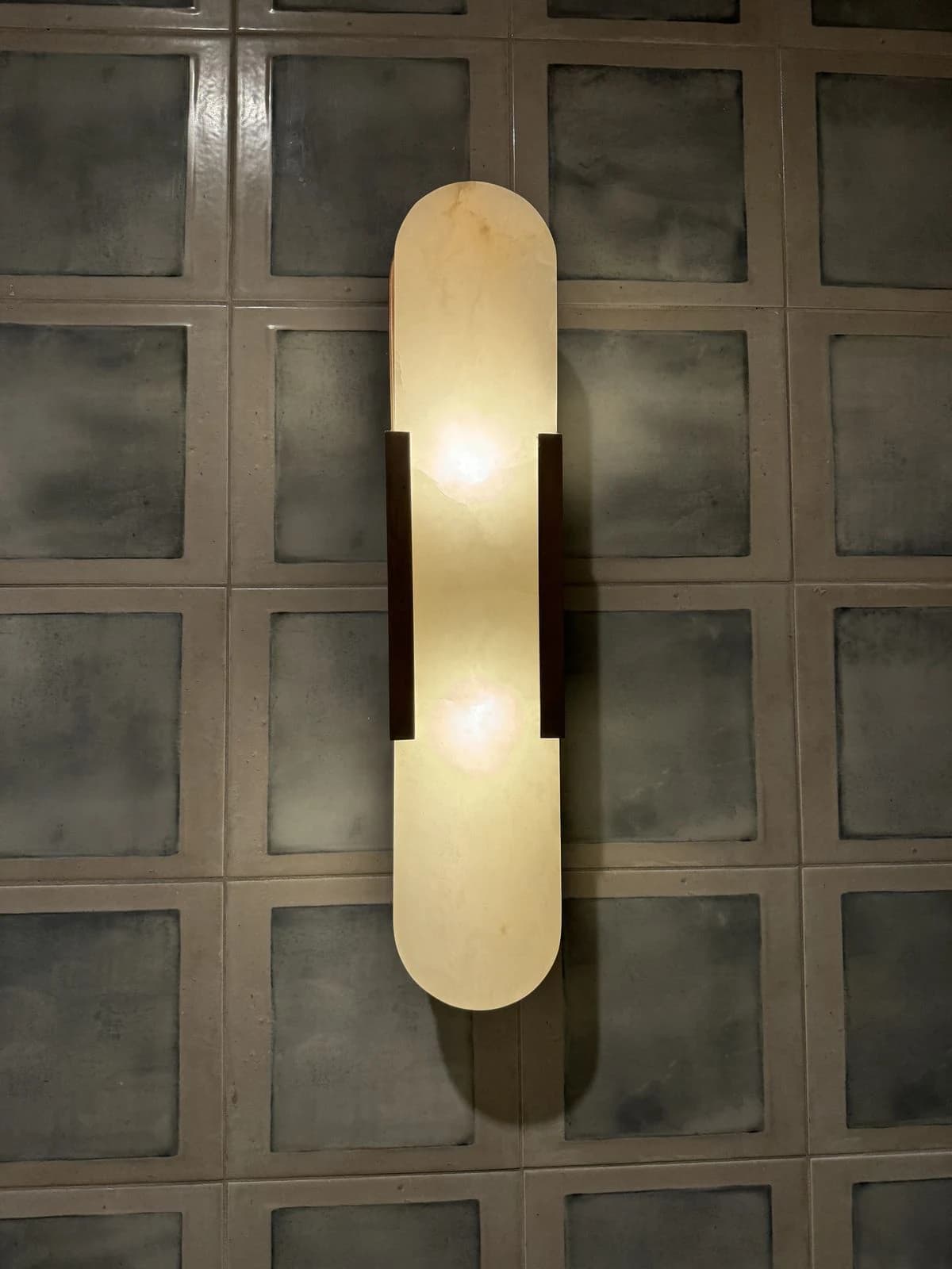 Fotografía del catálogo de Iluminaled: Aplique de pared decorativo APD-022B